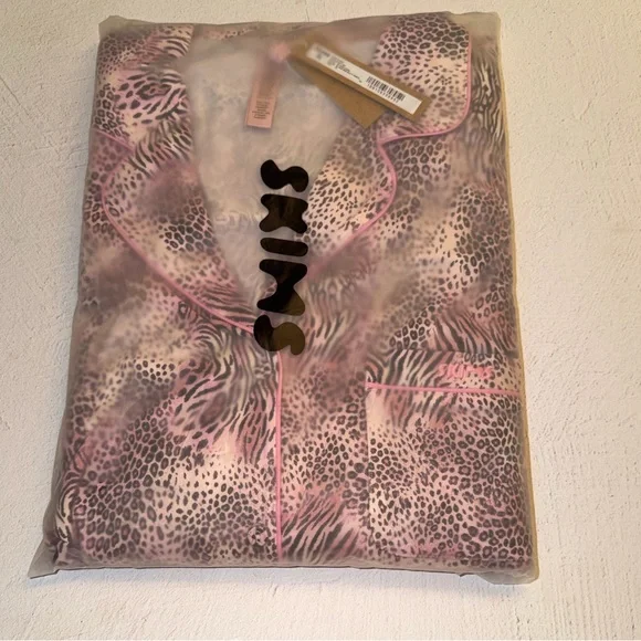 SKIMS - BEST SELLER! Bloom Mini Multi Animal Pajama Set - Picture 11 of 11